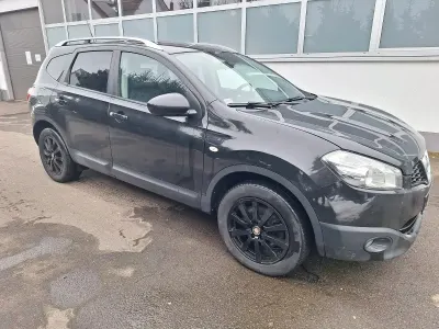 Gebraucht Nissan Qashqai +2 150 PS (110 kW) 2010 Schwarz SUV
