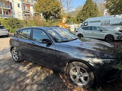 Second-hand BMW 118 Sport Line 143 CP (105 kW) 2012 Gri Hatchback