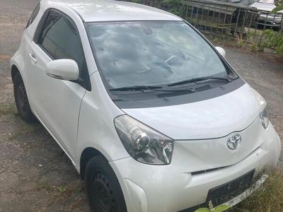 Toyota iQ