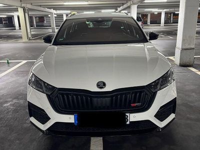 Weiß Gebraucht 2022 Skoda Octavia RS Kombi | 27.500 € (Fairer Preis)