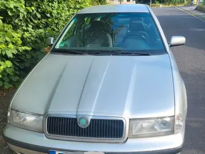 Gebraucht Skoda Octavia Style 116 PS (85 kW) 2000 Limousine