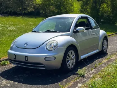 Gebraucht VW New Beetle 75 PS (55 kW) 2004 Silber Kleinwagen