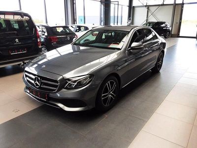 Usata Mercedes E200 197 CV (144 kW) 2019 Grigio Berlina