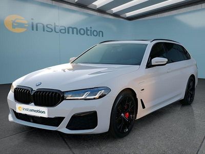 Gebraucht BMW 530e 292 PS (214 kW) 2022 Weiß Kombi