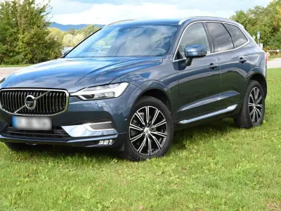 Gebraucht Volvo XC60 Inscription 197 PS (144 kW) 2019 Blau SUV