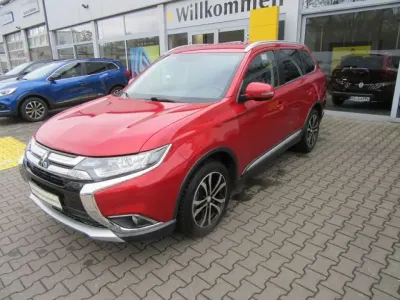Usata Mitsubishi Outlander 150 CV (110 kW) 2017 Rosso SUV