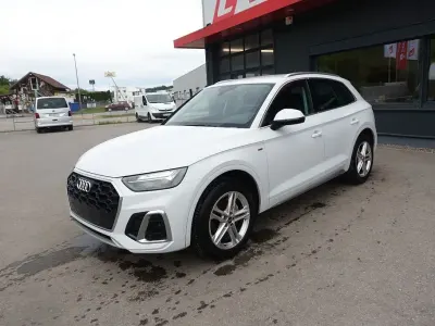 Używany Audi Q5 S-Line 204 KM (150 kW) 2022 Biały SUV