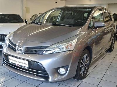 Gebraucht Toyota Verso Skyview Edition 111 PS (81 kW) 2015 Avantgarde bronze me Van / Kleinbus