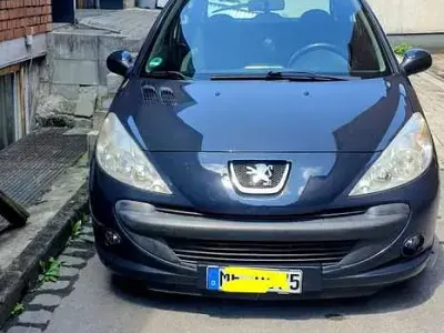 Gebraucht Peugeot 206+ 60 PS (44 kW) 2009 Kleinwagen