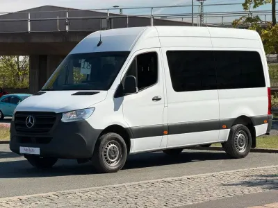 Używany Mercedes Sprinter 163 KM (119 kW) 2021 Biały Van