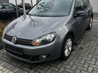 Usata VW Golf VI 105 CV (77 kW) 2011 Grigio Utilitaria