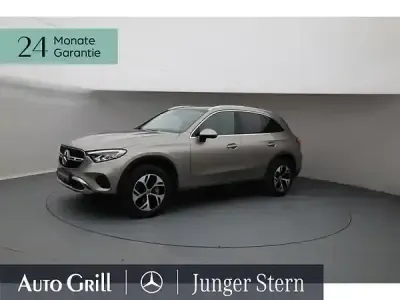 Używany Mercedes GLC400d 252 KM (185 kW) 2023 Srebrny SUV