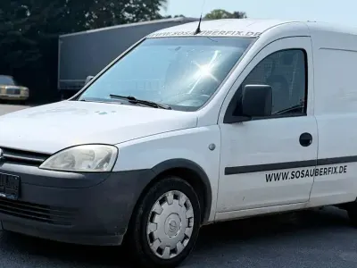 Gebraucht Opel Combo 97 PS (71 kW) 2008 Weiß Van / Kleinbus