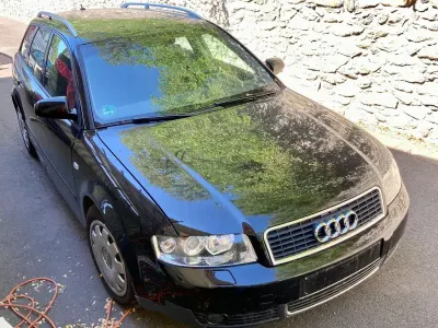 Gebraucht Audi A4 131 PS (96 kW) 2003 Schwarz Kombi