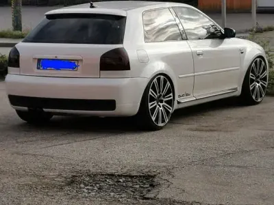 Używany Audi S3 Sport 306 KM (225 kW) 2000 Biały Hatchback