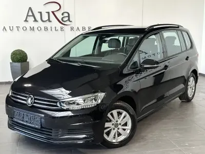Gebraucht VW Touran 150 PS (110 kW) 2022 Schwarz Van / Kleinbus