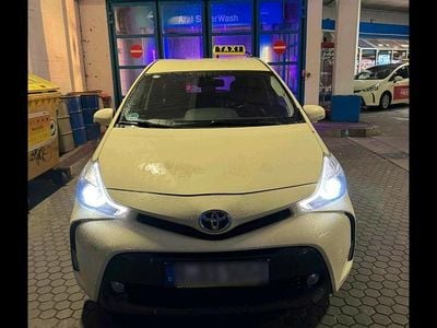 Usata Toyota Prius+ Plus 130 CV (95 kW) 2016 Beige Monovolume
