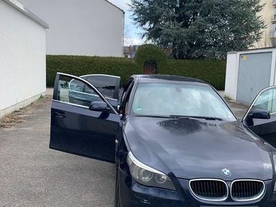 Gebraucht BMW 525 177 PS (130 kW) 2005 Blau Limousine