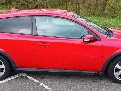 Second-hand Volvo C30 179 CP (131 kW) 2007 Roșu Hatchback