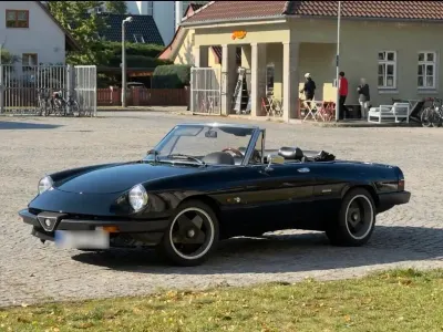 Gebraucht Alfa Romeo Spider 103 PS (75 kW) 1989 Schwarz Cabrio