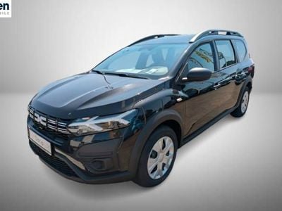 Neu Dacia Jogger Essentiel 91 PS (66 kW) 2025 Schwarz Van / Kleinbus