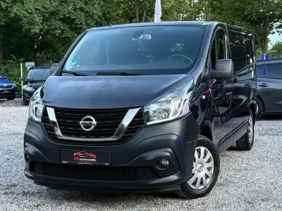 Gebraucht Nissan NV300 Comfort 120 PS (88 kW) 2020 Jet black (m) Van