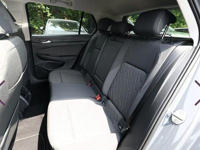 Gebraucht VW Golf VIII Edition 150 PS (110 kW) 2024 Grau Kleinwagen