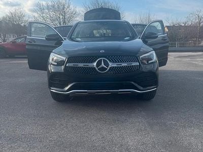 Gebraucht Mercedes GLC300 AMG 194 PS (142 kW) 2021 Schwarz Coupé
