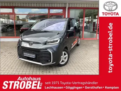 Gebraucht Toyota Proace Verso Team 177 PS (130 kW) 2024 Titanium grey metallic Kombi