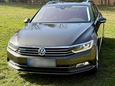 Gebraucht VW Passat Highline 239 PS (175 kW) 2016 Braun Kombi