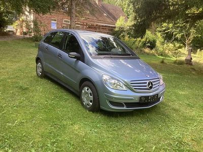 Mercedes B150