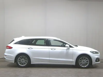 Gebraucht Ford Mondeo Titanium 150 PS (110 kW) 2020 Weiss Kombi