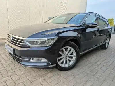 Gebraucht VW Passat Comfortline 190 PS (139 kW) 2019 Deep black Kombi