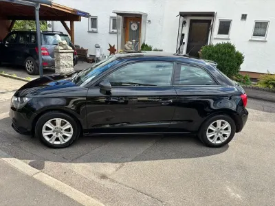 Gebraucht Audi A1 Ambition 105 PS (77 kW) 2011 Schwarz Kleinwagen
