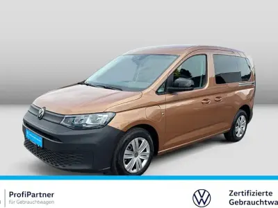 Gebraucht VW Caddy Basis 150 PS (110 kW) 2025 Orange Van / Kleinbus