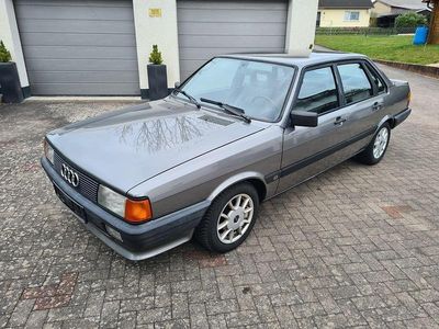 Gebraucht Audi 80 111 PS (81 kW) 1985 Grau Limousine