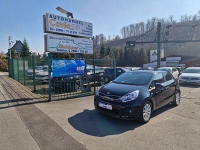 Gebraucht Kia Rio DREAM-TEAM Edition 86 PS (63 kW) 2014 Auroraschwar met. (metallic) Limousine