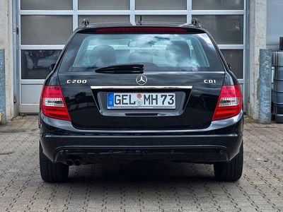 Gebraucht Mercedes C200 136 PS (100 kW) 2011 Schwarz Limousine
