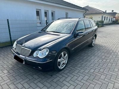 Gebraucht Mercedes C240 170 PS (125 kW) 2002 Blau Kombi