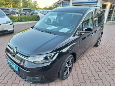 Gebraucht VW Caddy Dark Label 122 PS (89 kW) 2023 Deep black Van / Kleinbus