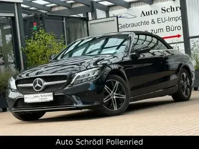 Gebraucht Mercedes C200 160 PS (117 kW) 2019 Schwarz Cabrio