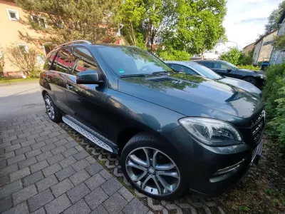 Gebraucht Mercedes ML350 258 PS (189 kW) 2014 Grau SUV