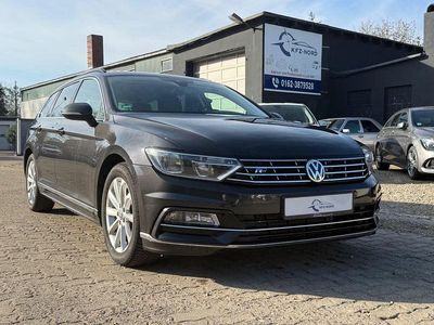 Gebraucht VW Passat R-line 150 PS (110 kW) 2018 Grau Kombi
