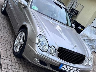 Mercedes E320
