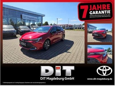 Neu Toyota Corolla 140 PS (102 kW) 2025 Karminarot Kombi