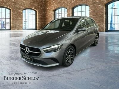 Metalliclack mountaingrau Gebraucht 2024 Mercedes B180 Progressive Van / Kleinbus | 30.800 € (Fairer Preis)