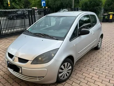 Gebraucht Mitsubishi Colt 95 PS (69 kW) 2008 Silber Kleinwagen