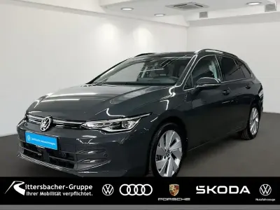 Usata VW Golf VIII Life 150 CV (110 kW) 2025 Grigio Station wagon