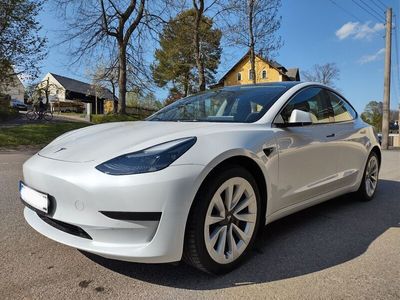 gebraucht Tesla Model 3 'Unicorn' SR+ Refresh 22 60kwh LFP 19" ab Juli