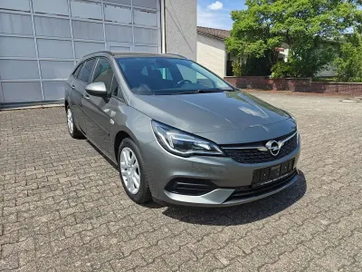 Gebraucht Opel Astra Edition 122 PS (89 kW) 2020 Quarz grau Kombi